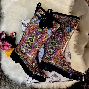 NEW! Rhythm Rainbow Wanderlust The Sak Sakroots Rain Boots Sz 9